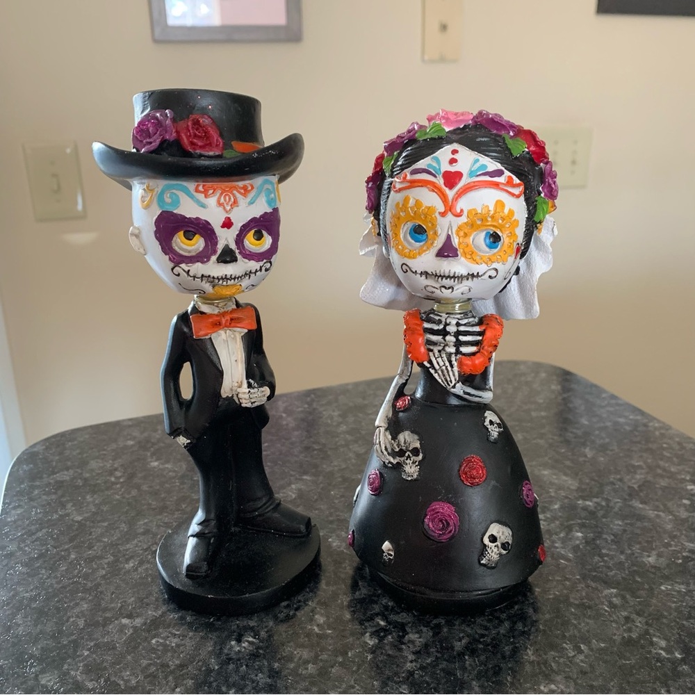 Dia de los Muertos Skeletons/Halloween Bobbleheads